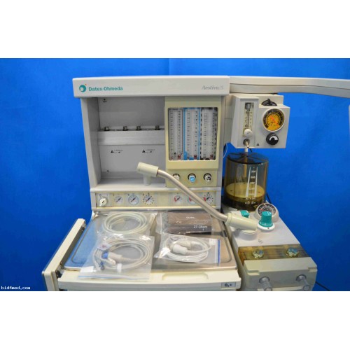 Datex Ohmeda Aestiva/5 7900 Anesthesia Machine