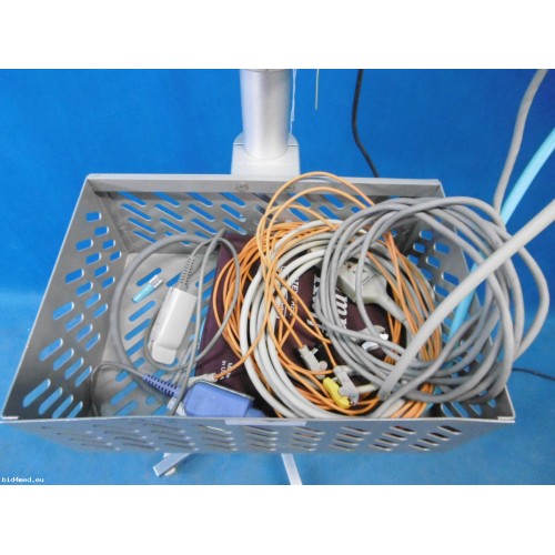 NELLCOR  N5600 Patient Monitor