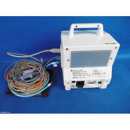 NELLCOR  N5600 Patient Monitor