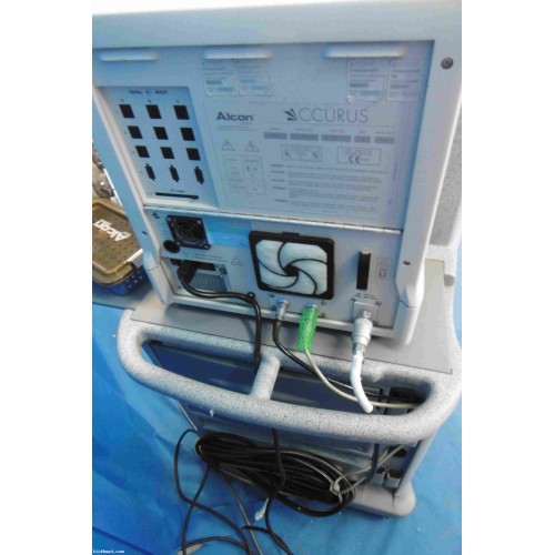 Alcon Accurus 800CS Phaco Emulsifier with handpiece, footswitch