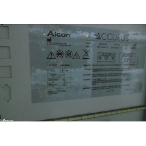 Alcon Accurus 800CS Phaco Emulsifier with handpiece, footswitch